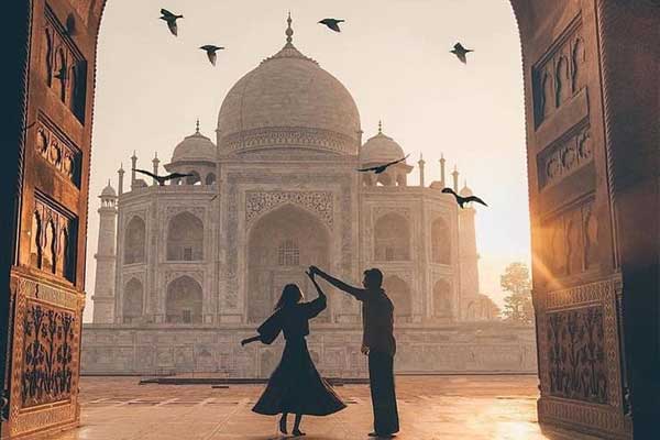 Taj Mahal Tour By Superfast Train From Delhi