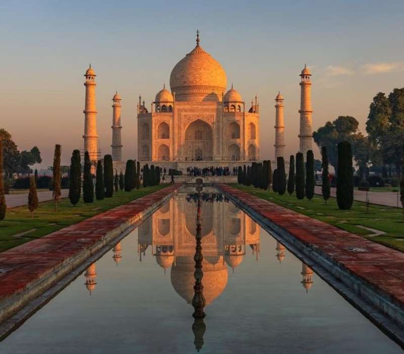 OVERNIGHT AGRA TOUR BY CAR