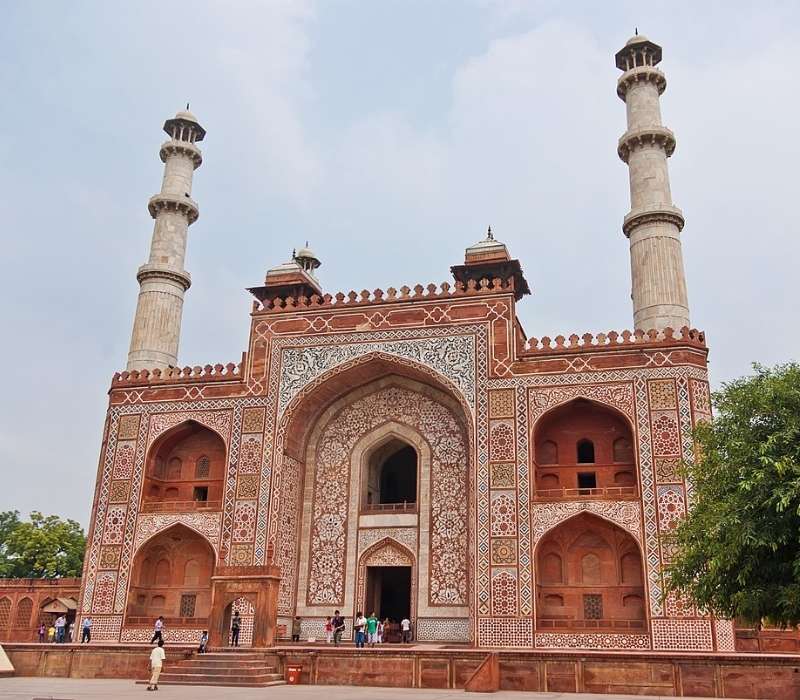 OVERNIGHT AGRA TOUR BY CAR (4)