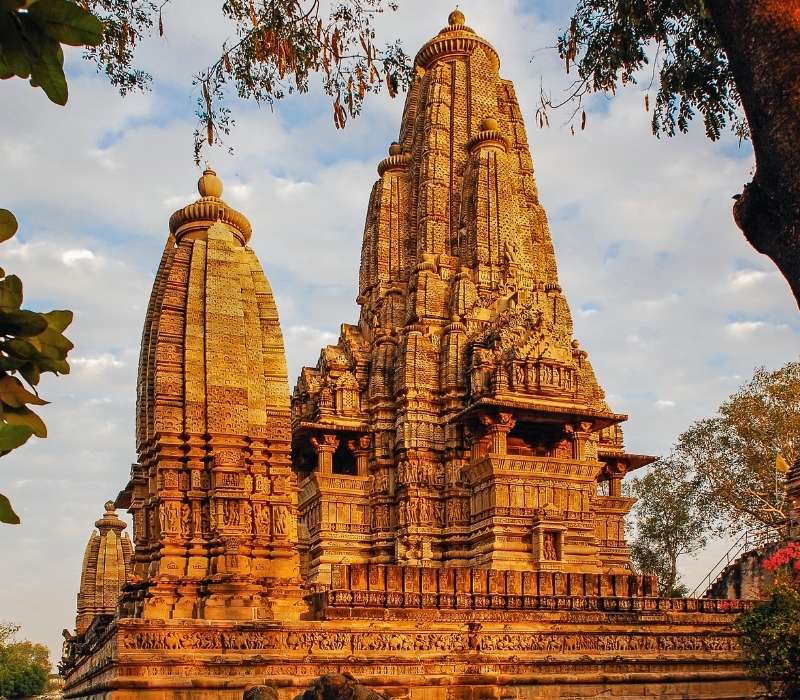 Golden Triangle Tour With Khajuraho and Varanasi (2)